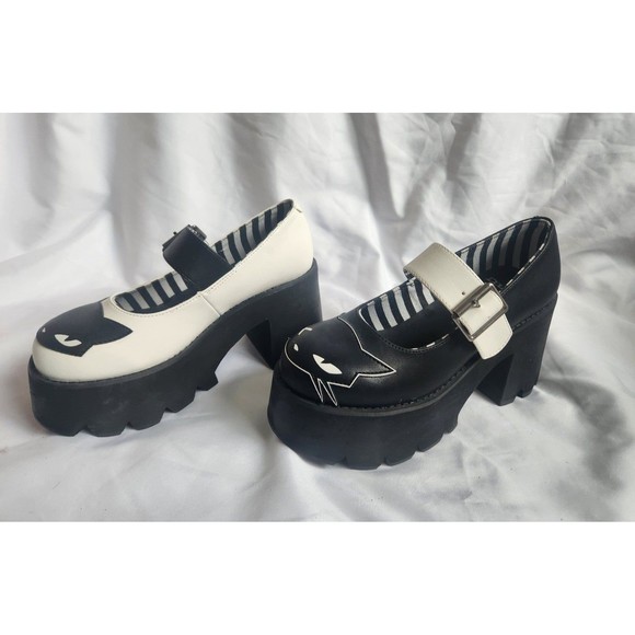 Emily the Strange Platform Mary Jane DollsKill Size 6 - Picture 4 of 6